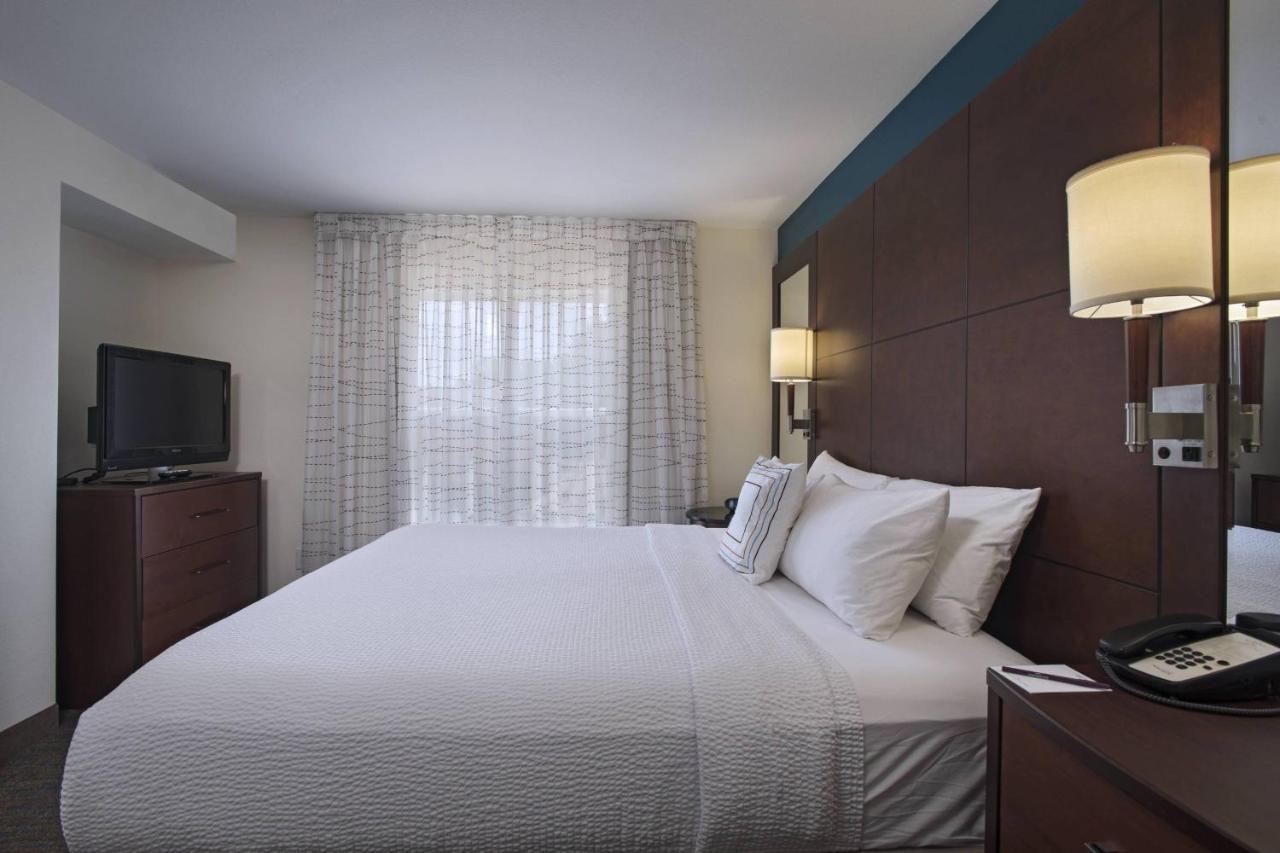 Residence Inn Bryan Колледж-Стейшн Экстерьер фото